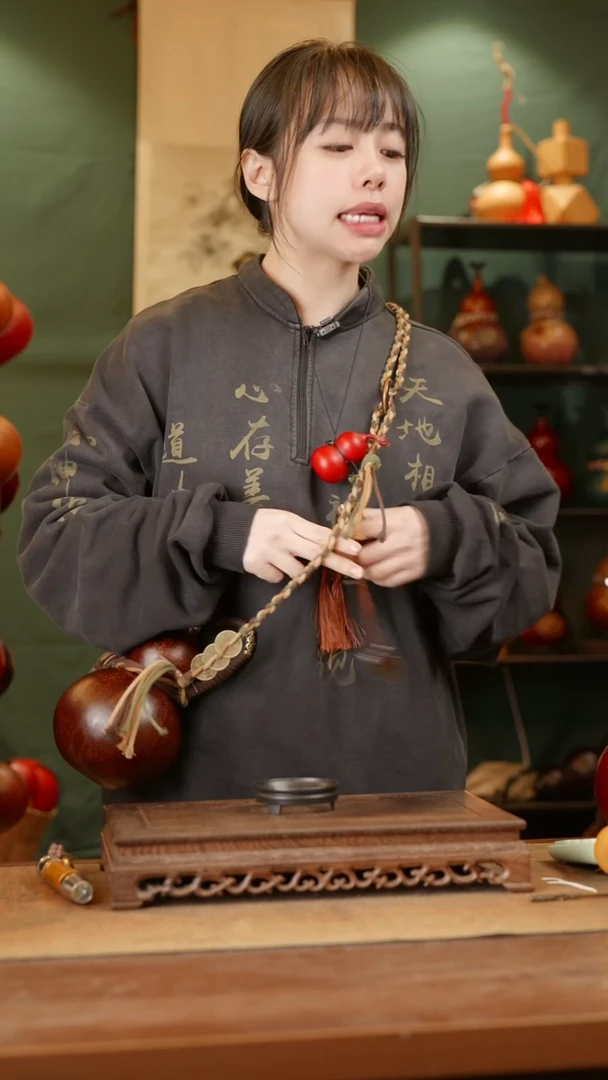 135号精品天然大漆酒葫芦一物一拍~