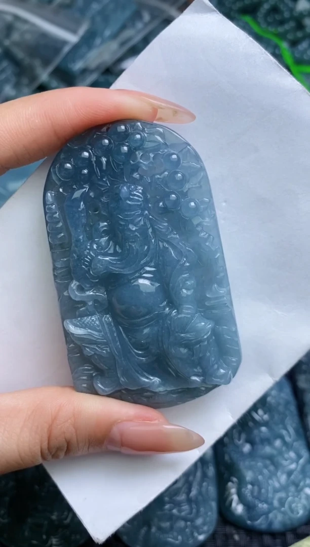 【闪购商品】翡翠颈饰未镶嵌