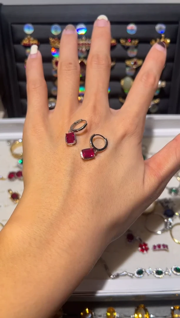 【闪购商品】红宝石耳饰银S925镶嵌64531223