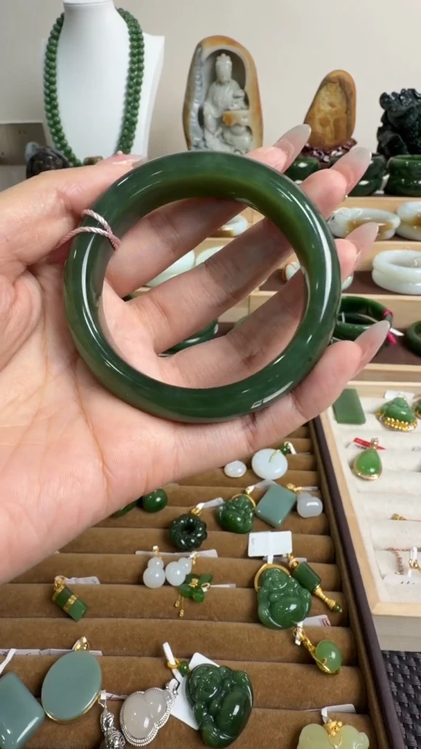 颈饰未镶嵌和田玉手镯57