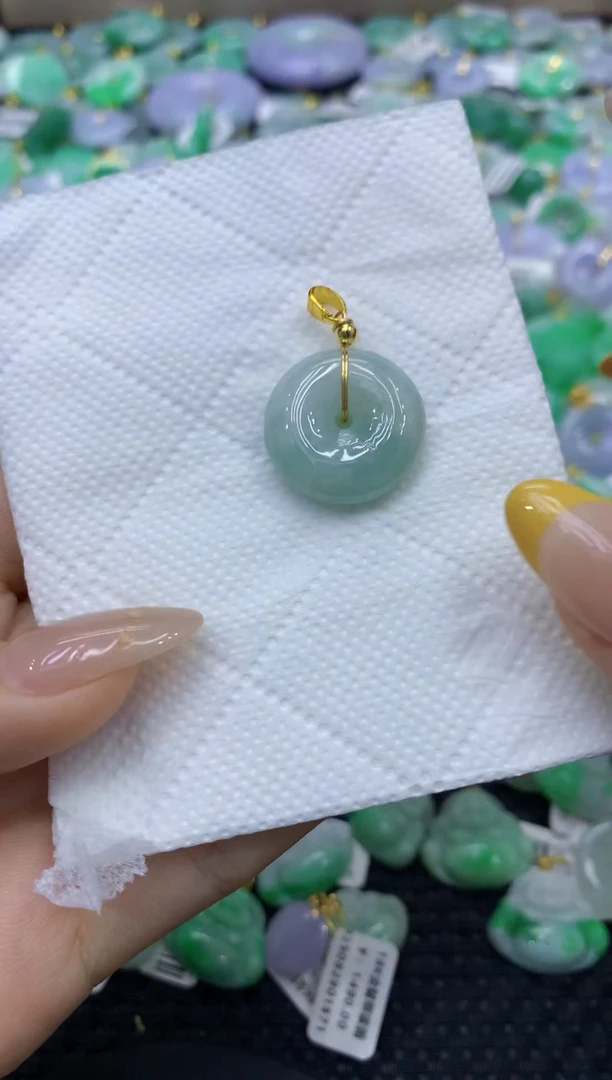 颈饰未镶嵌翡翠天然缅甸翡翠A货