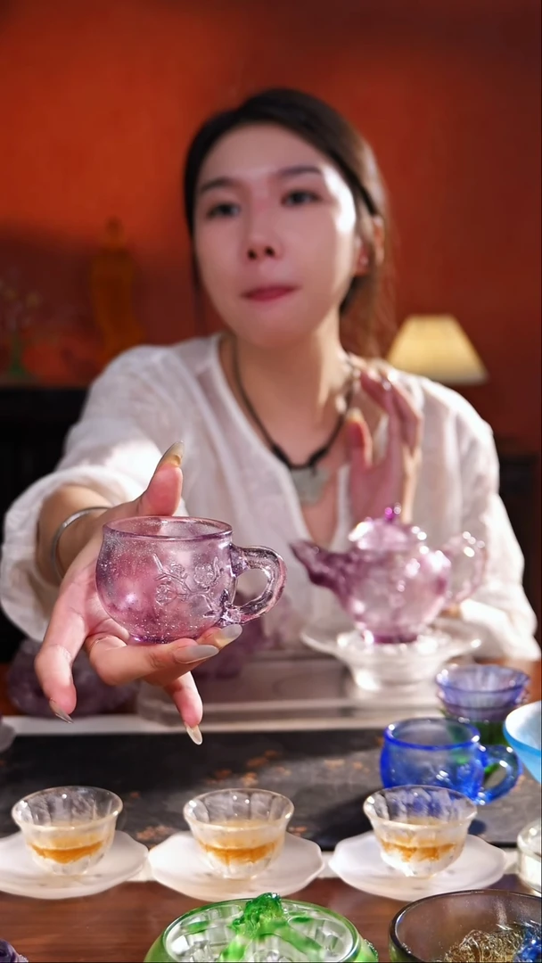 古法琉璃紫色梅花侧把杯