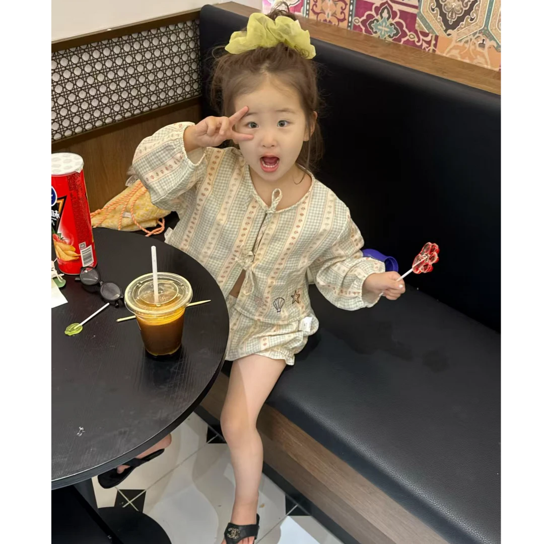 《小思家》女童2025夏季五一出游休闲可爱条纹卡通防晒罩衫短裤套装
