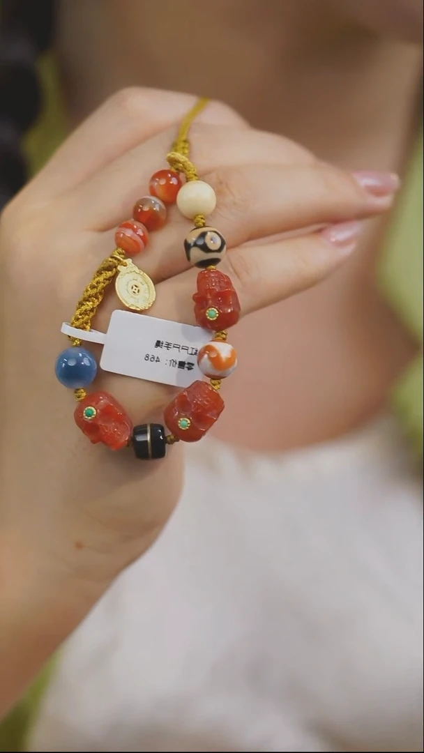 【闪购商品】玛瑙/玉髓手串未镶嵌多样性发其一