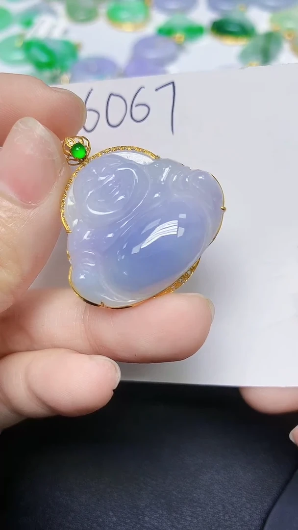 翡翠18K金镶嵌颈饰 天然缅甸翡翠A货