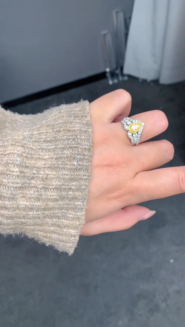 【闪购商品】钻石戒指/指环18K金镶嵌60分黄钻戒指