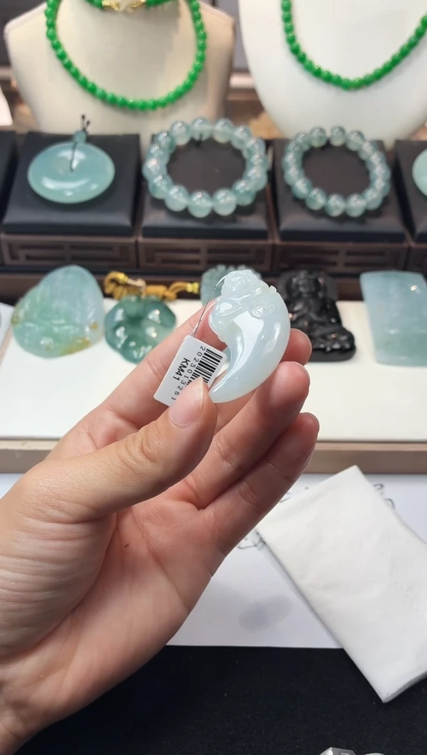 未镶嵌定制翡翠冰**~毛货不退不换