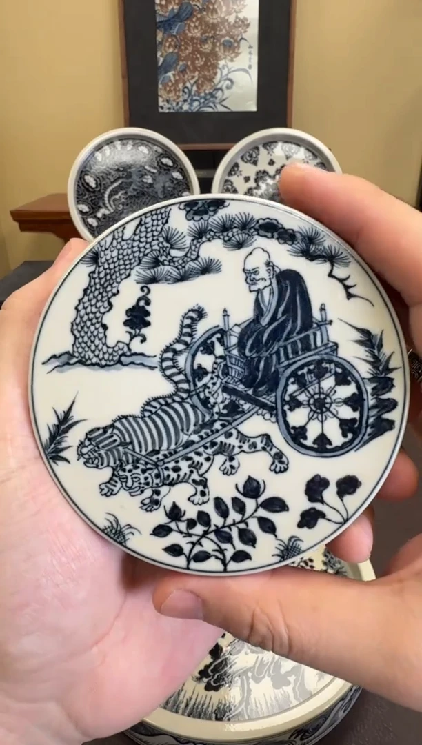 二号釉鬼谷子纹盖置