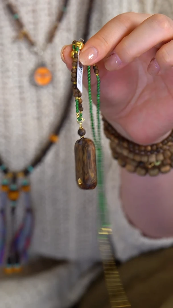 吊坠沉香未镶嵌XK25554