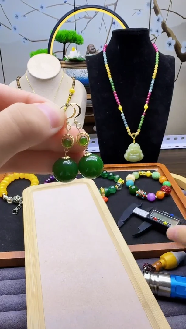 和田玉14K金镶嵌耳饰E28