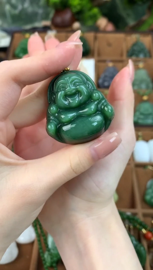 颈饰未镶嵌和田玉吊坠40mm