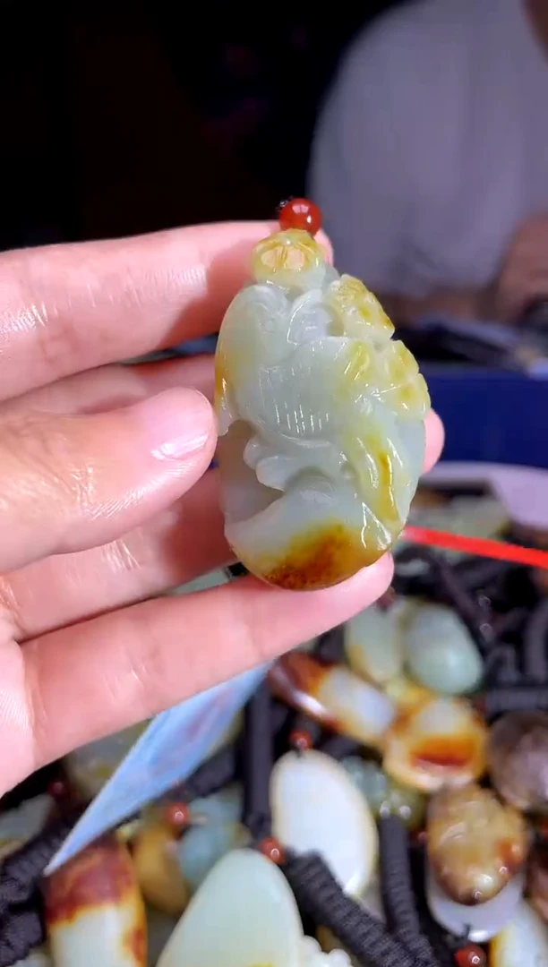 和田玉未镶嵌挂件1