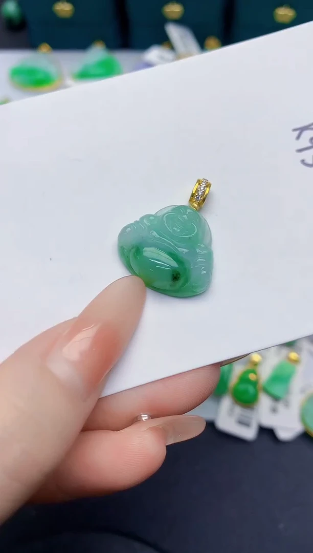 颈饰未镶嵌翡翠缅甸天然翡翠A货