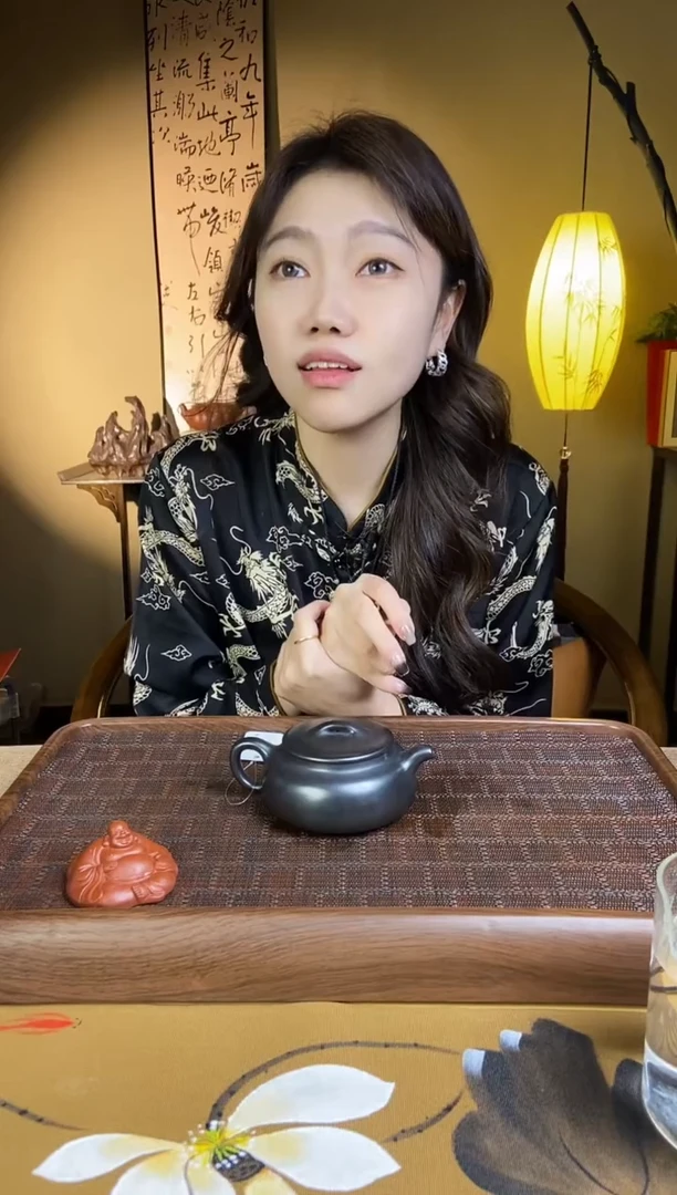 【闪购商品】紫砂茶壶胡秀萍 石黄 大彬诗意