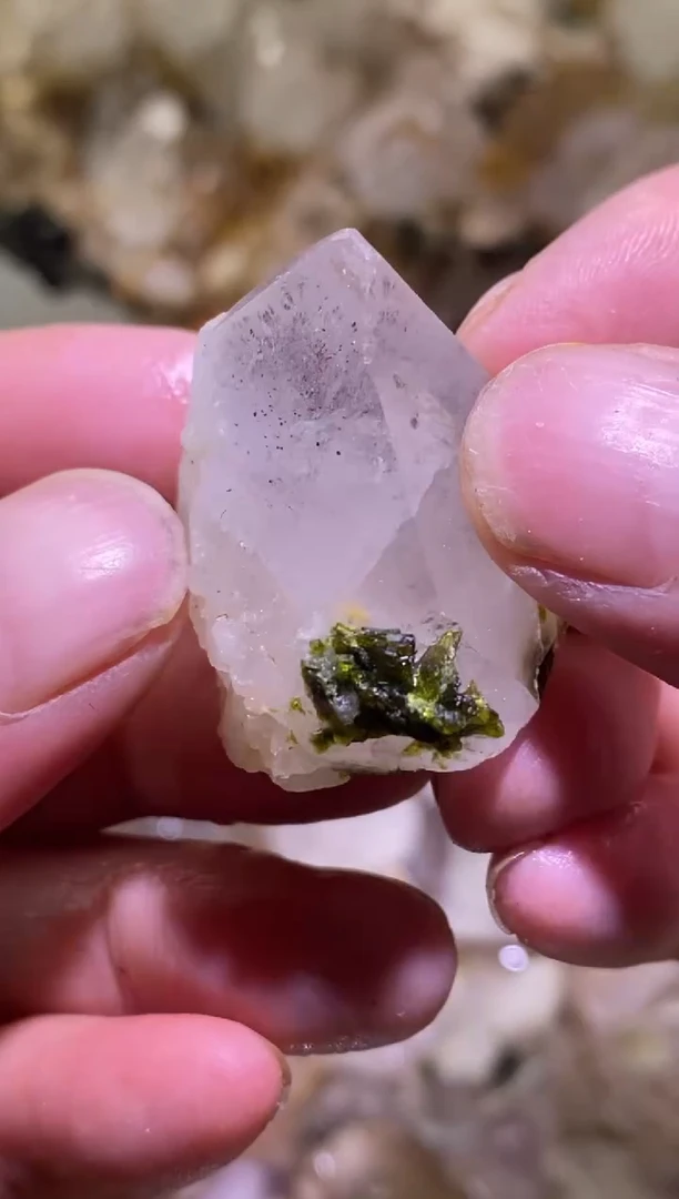 未镶嵌珠宝半成品水晶31号四川美姑超七花园水晶