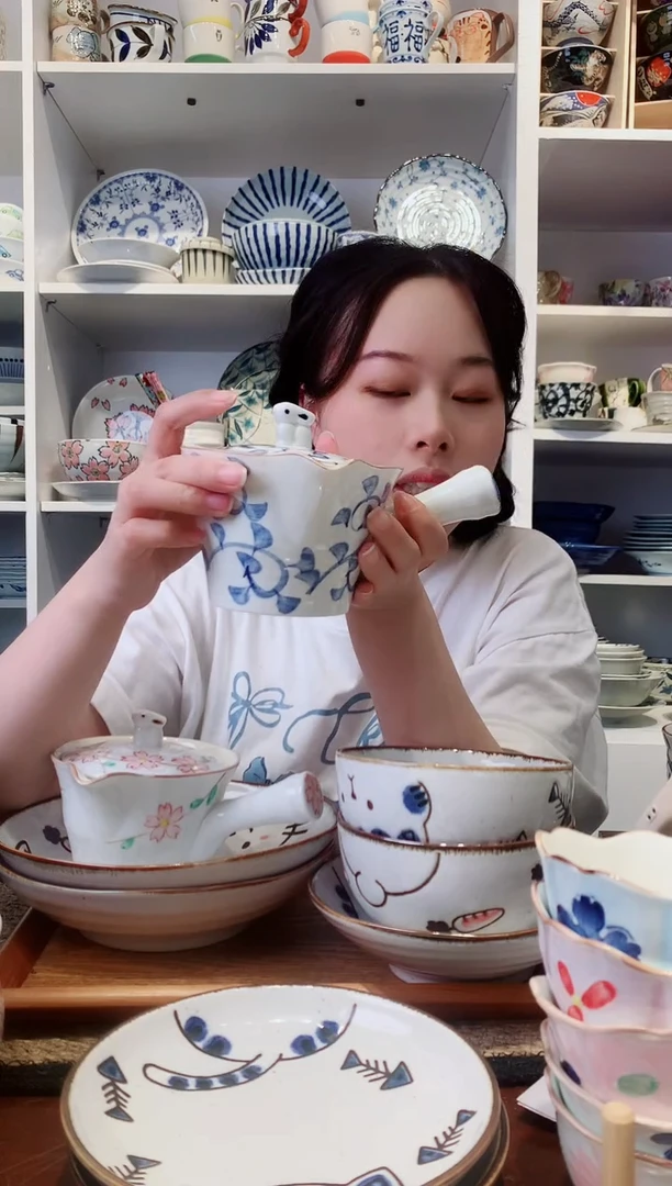 陶瓷兔子唐草急须壶