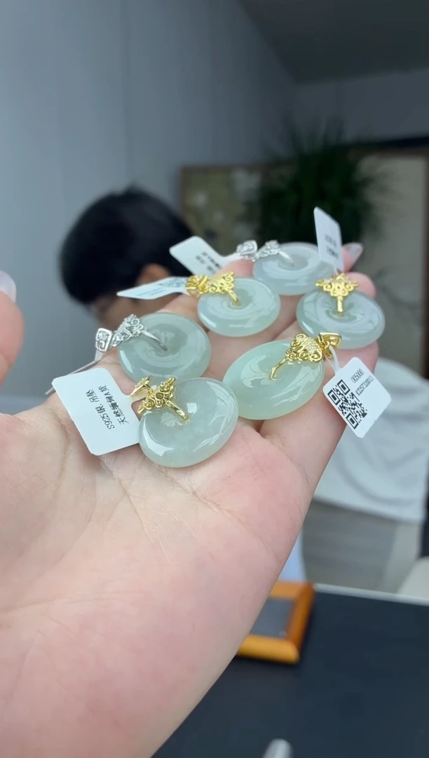吊坠(不含链)银S925镶嵌翡翠多样性发货发一件