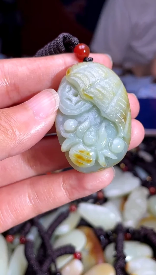 和田玉未镶嵌挂件1