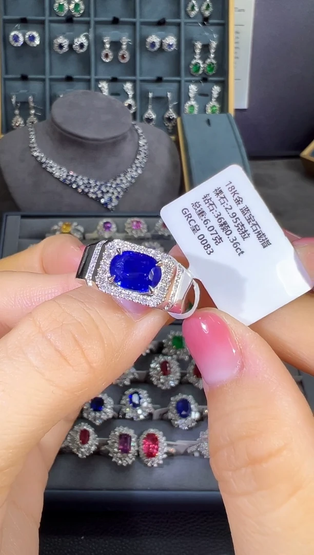 【闪购商品】蓝宝石戒指18K金镶嵌戒指