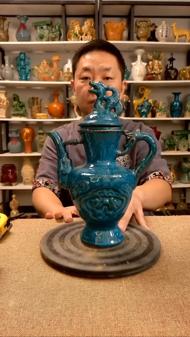经典精美复古风格瓷器