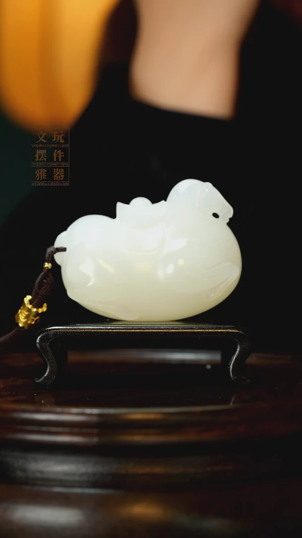 玉《马到成功》手把件摆件