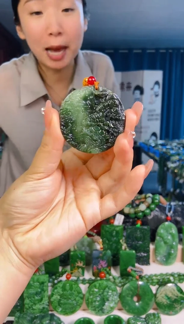 和田玉未镶嵌挂件1