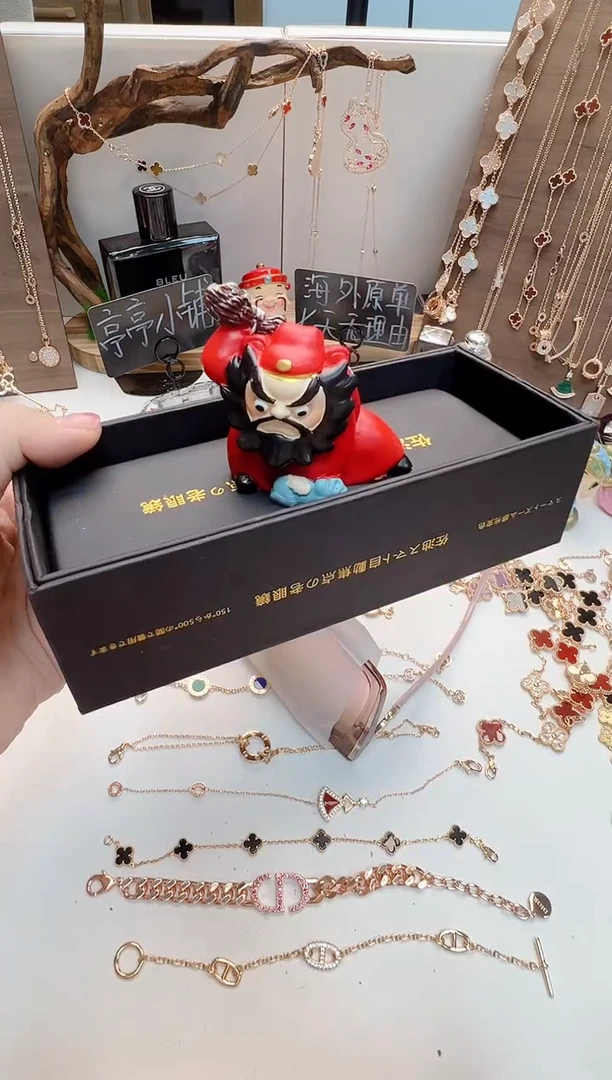 华禄甄选阁亭亭店