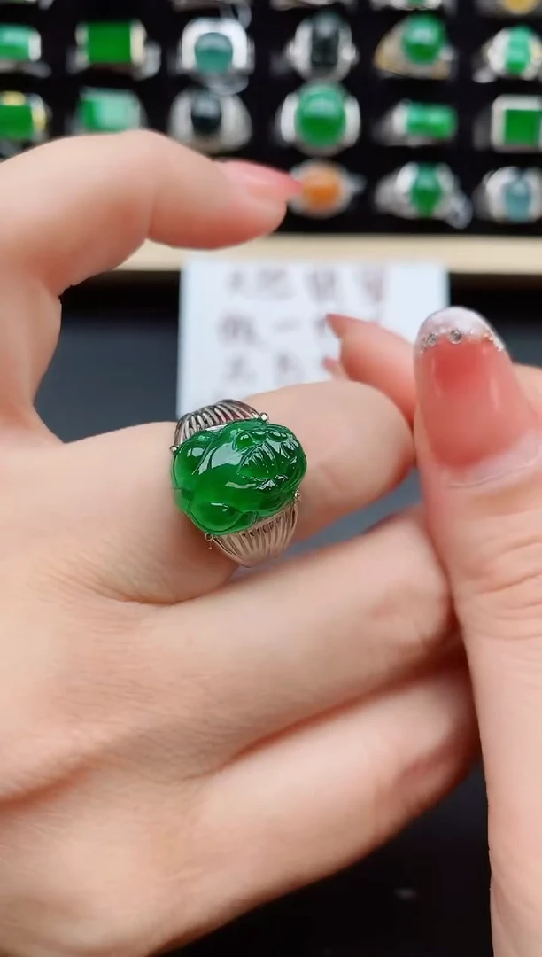 【闪购商品】翡翠戒指银S925镶嵌25353