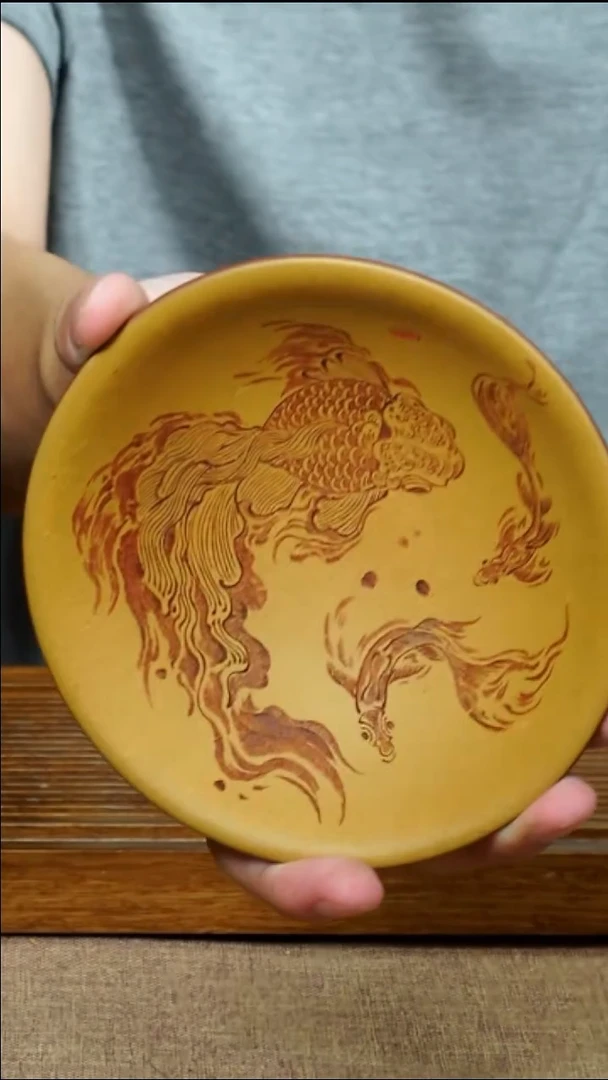 茶杯紫砂?**?南柯记全手刻斗笠鱼杯