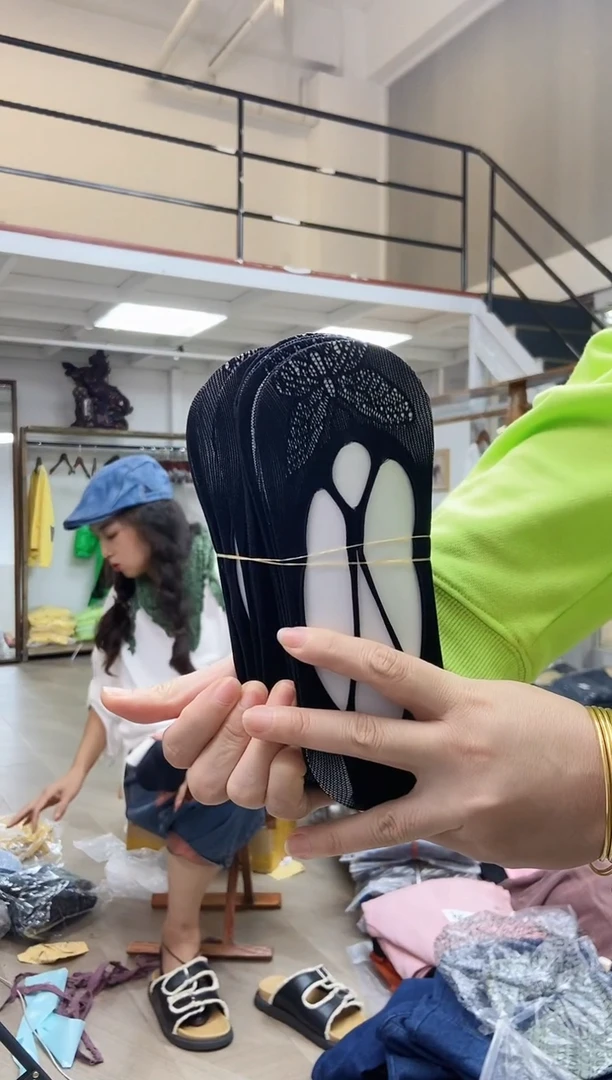 蝴蝶 交 叉袜底3双装