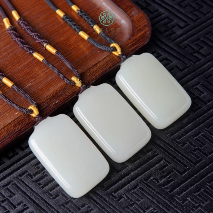 石惑珠宝@和田玉无事牌吊坠约50*31mm-多样性发一