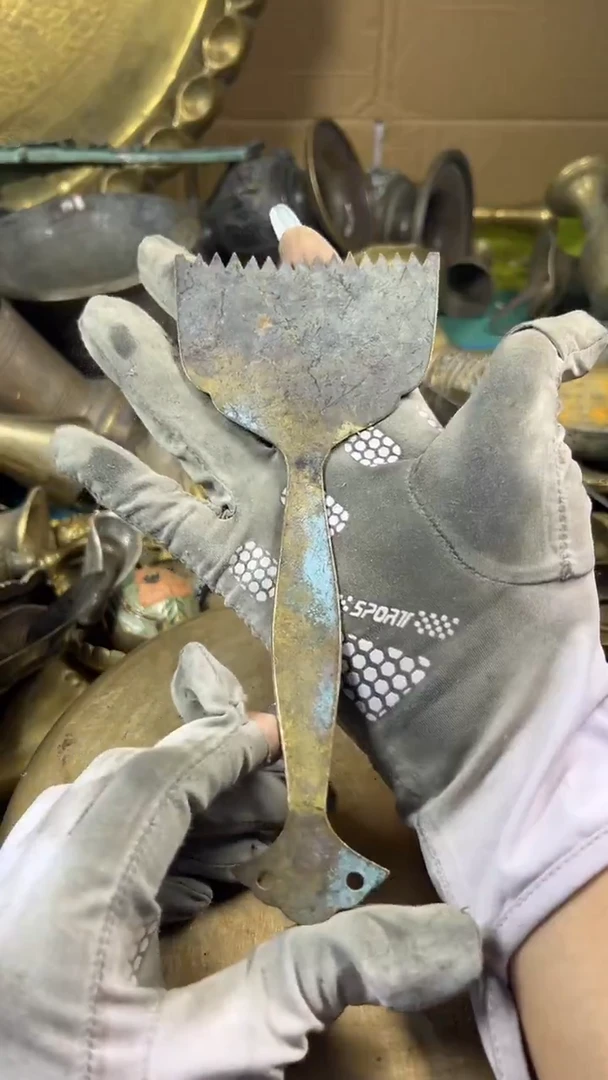 用****3亿锦铜回流铜器摆件10