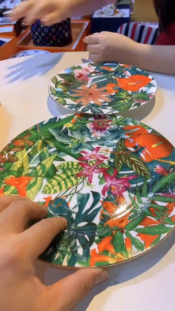 杯鸿辉家品牌瓷器，京东包邮！