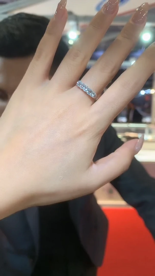 银S925镶嵌戒指海蓝宝石【宝石世家严选】