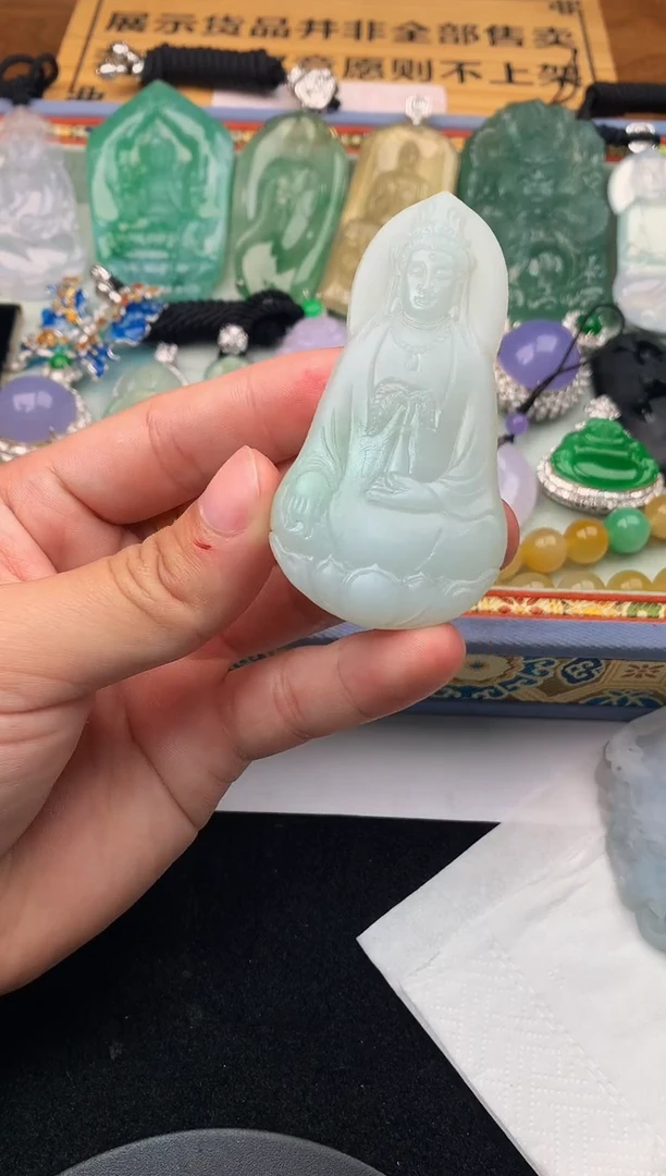 定制翡翠未镶嵌傲**风毛货不退不换