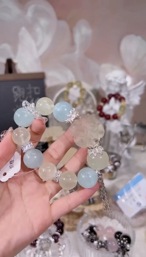 【闪购商品】水晶手链未镶嵌天然水晶默认微瑕 多样性发货发其一