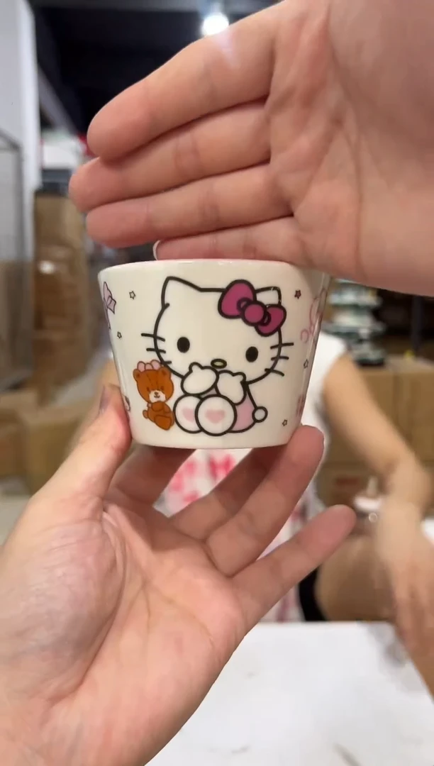 瓷片白色kt猫酸奶杯