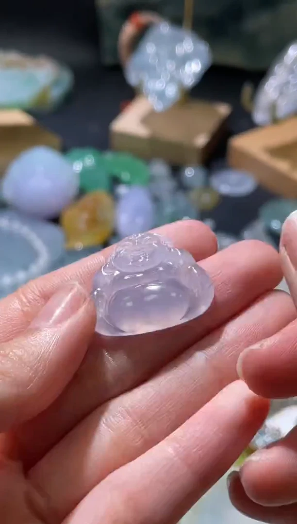 未镶嵌定制翡翠佛公