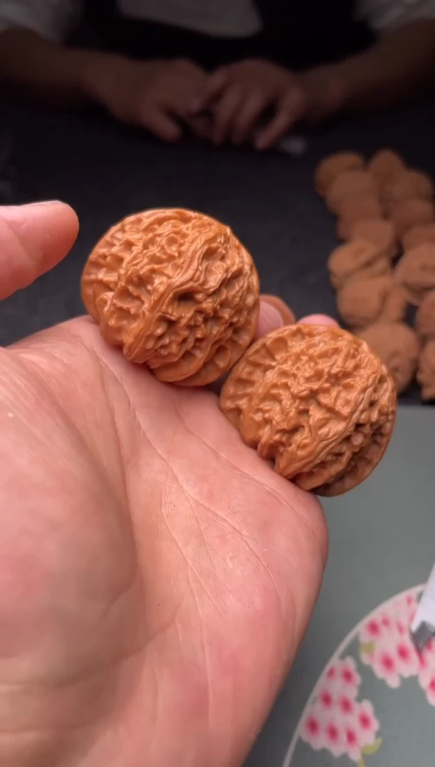 把件文玩核桃a219  白狮子 42尺