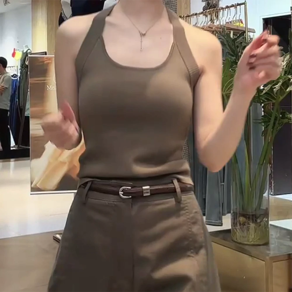 被问爆~ 出街即焦点爆款时尚气质轻松Get直角肩挂脖针织背心C5828