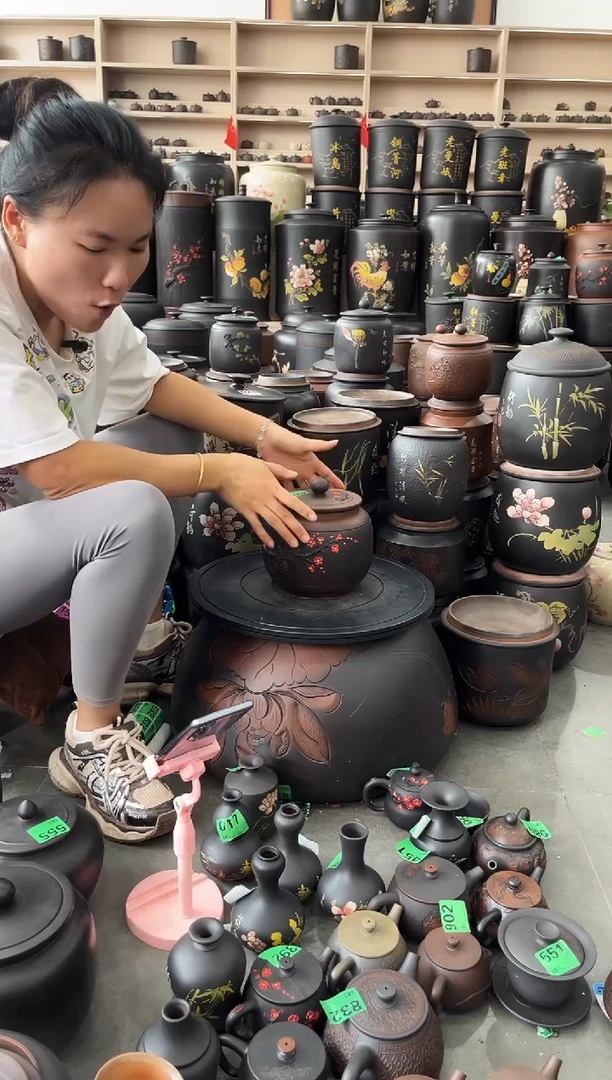 罐瑕疵茶叶罐  红梅苹果   428