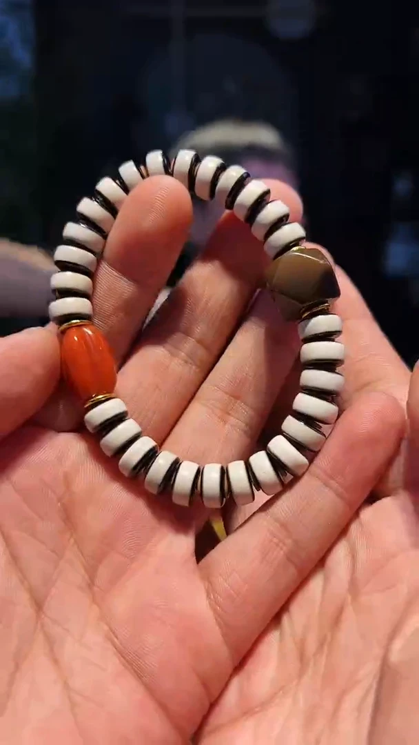 【闪购商品】玛瑙/玉髓手串未镶嵌单圈