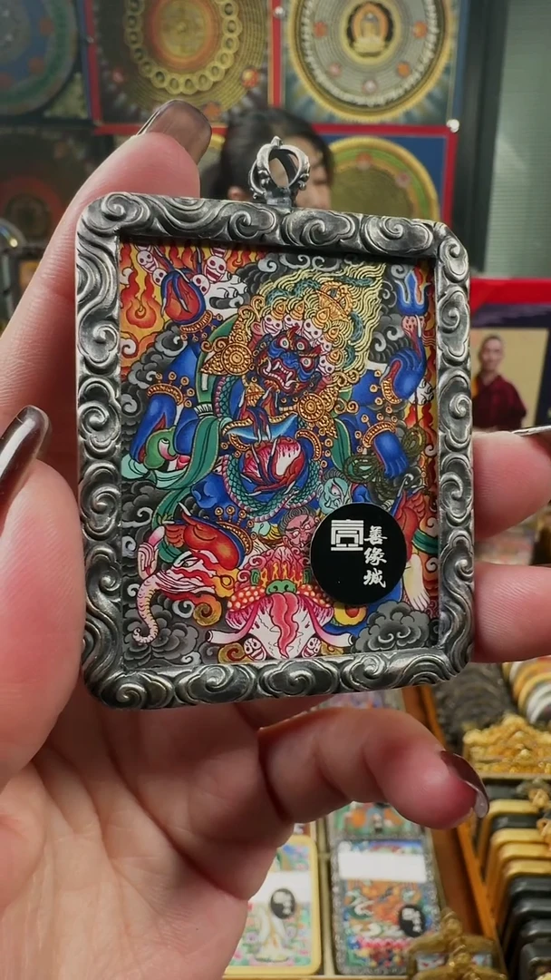 吊坠壹善缘城手绘唐卡黑六臂