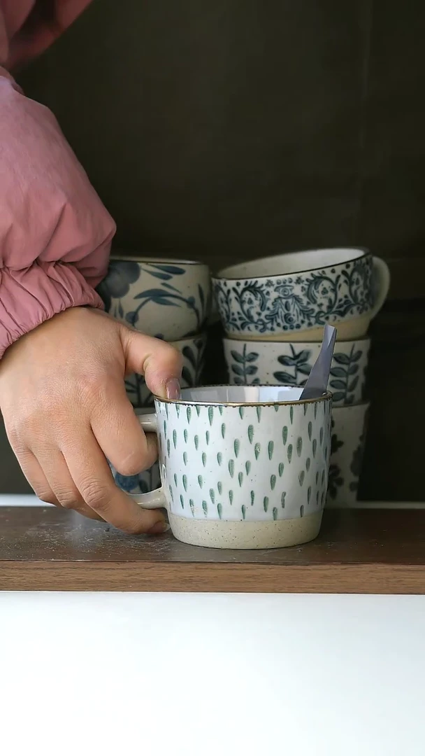 【闪购商品】陶瓷3号粗陶浮雕马克杯微瑕@4-2@