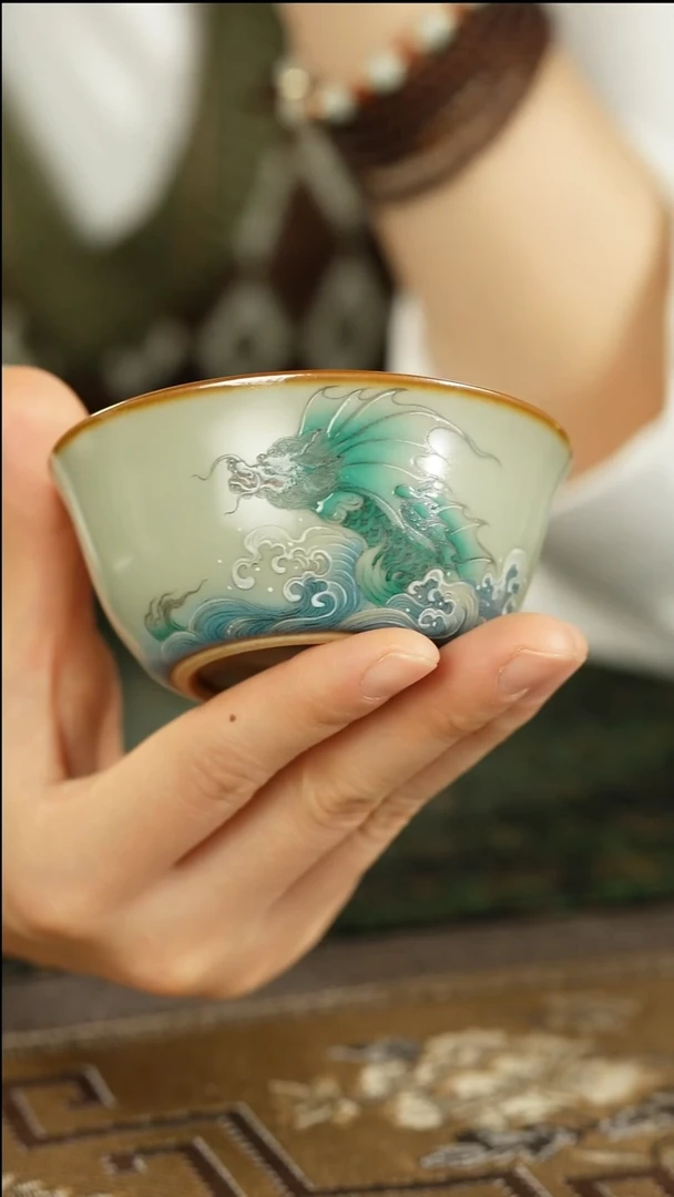 善窑厂汝窑鱼化龙鸡缸杯