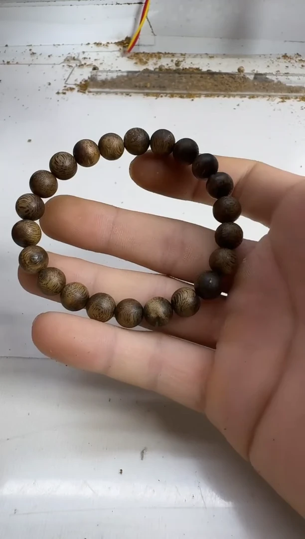 手串沉香乌身0.9规格单圈6克