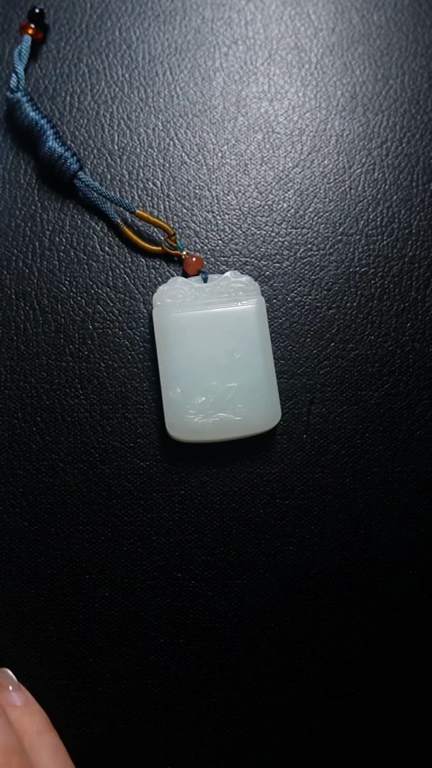 颈饰未镶嵌和田玉无事牌