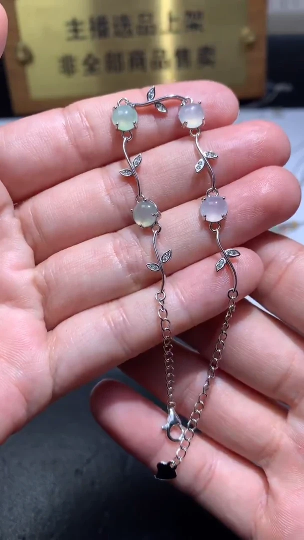 颈饰银S925镶嵌翡翠净货