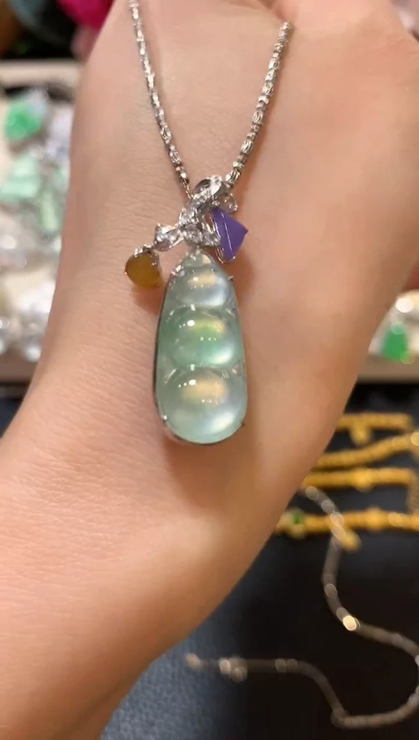 吊坠(不含链)18K金镶嵌翡翠n23