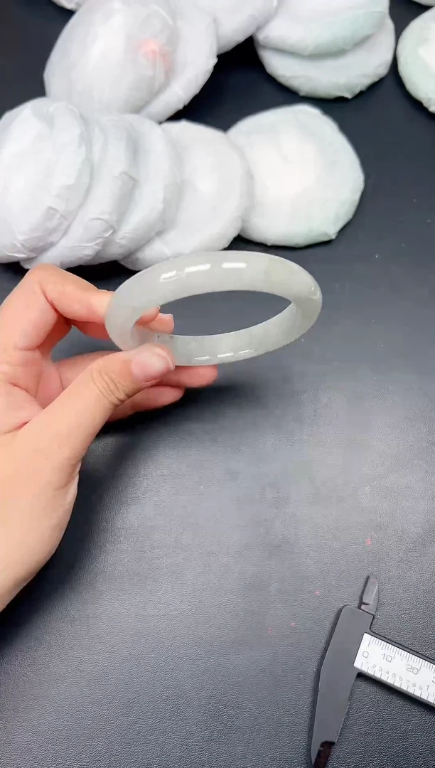 精品手镯，一物一拍Z033